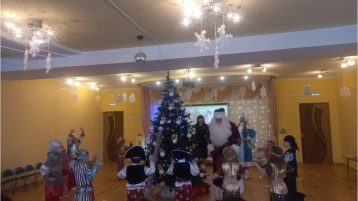 Новогодний утренник в группе «Солнышко» Новогодний утренник в группе «Солнышко».